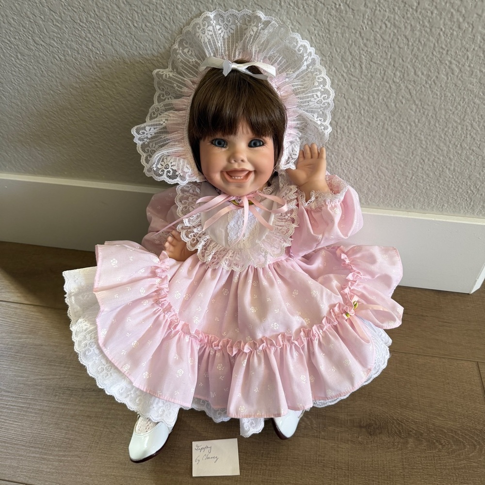 Adorable  20" Porcelain Artist Baby Girl Doll TIPPY Smiling Teeth Beans Body‎